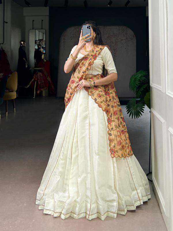 LNB 1035 OWT Crush Wholesale lehenga choli shops in Pune